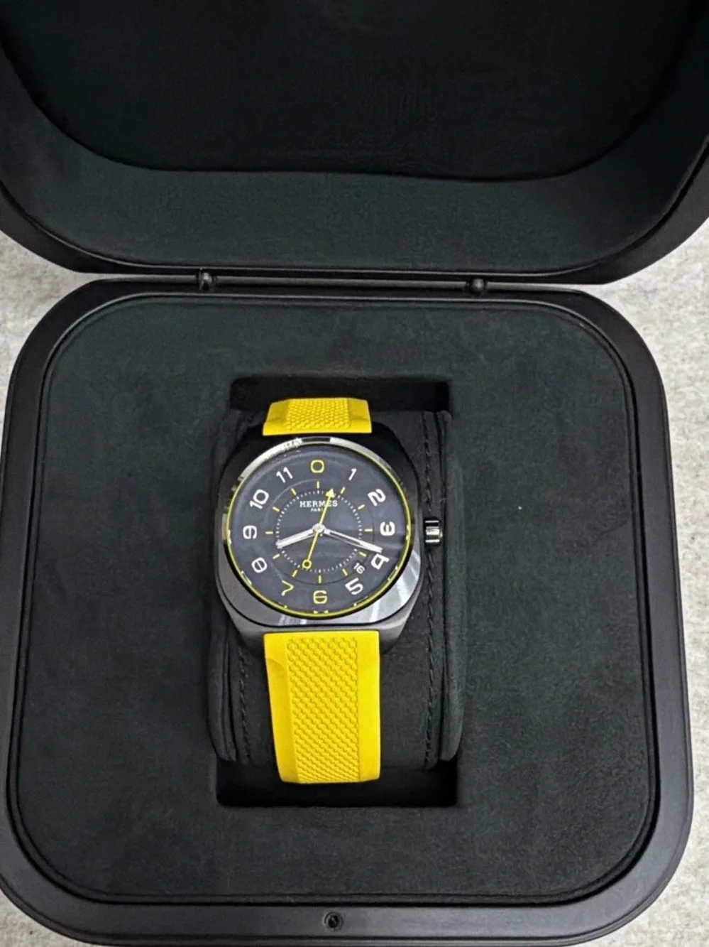 Hermès H08 Automatic 39mm Titanium Black Dial Yellow Rubber Strap Box Papers